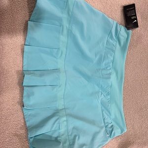Nike dry fit golf skort nwt